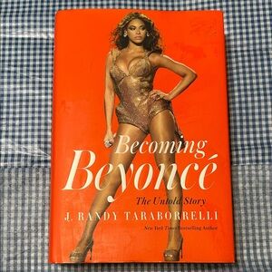 Becoming Beyoncé: The Untold Story - Red Cover